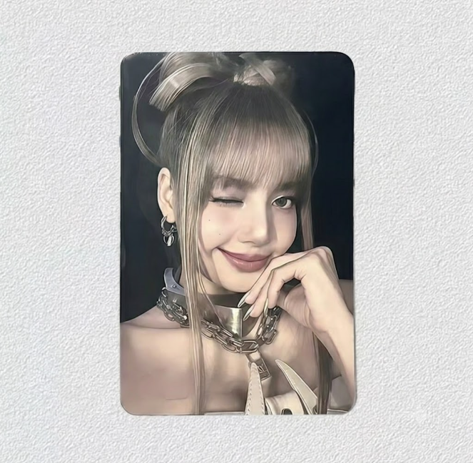 BLACKPINK Lisa Photocard | K-pop Collector Card | Bias Archive Collection